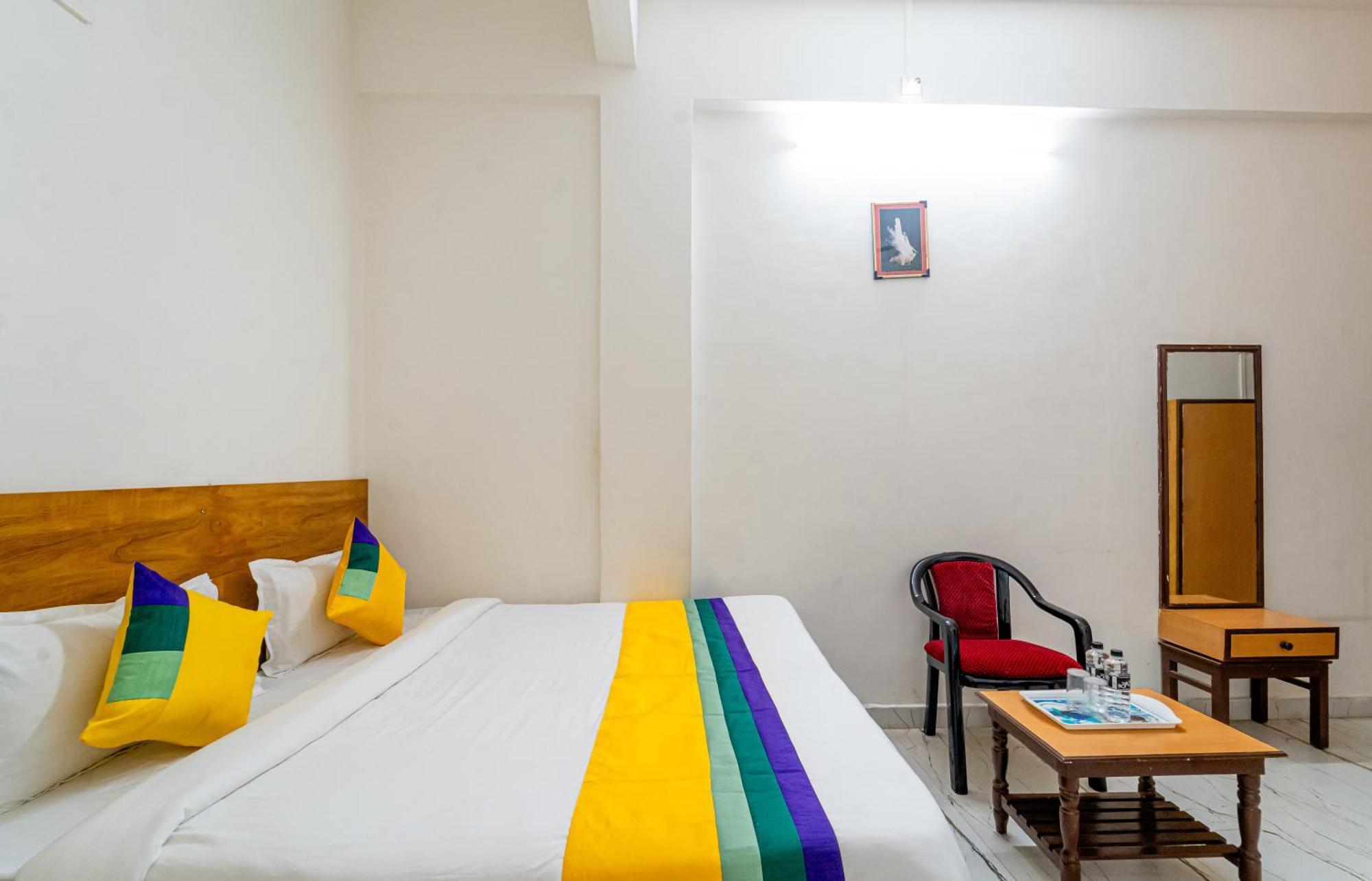 Itsy Hotels Mansi Nashik Exterior foto