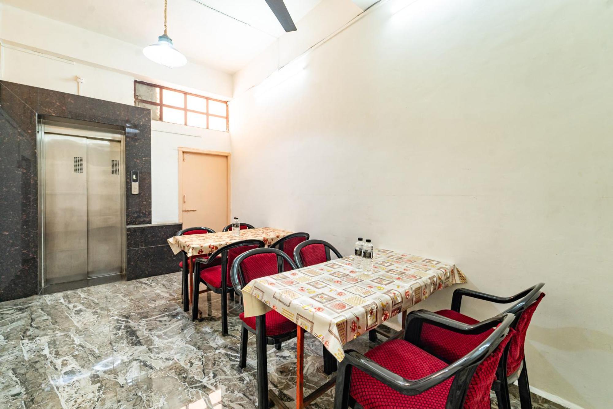 Itsy Hotels Mansi Nashik Exterior foto